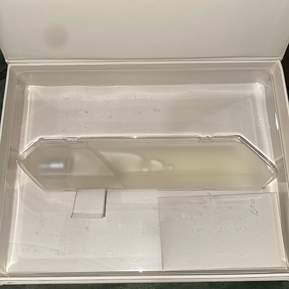 Brand new KKW Fragrance in: Crystal Gardenia 75mL